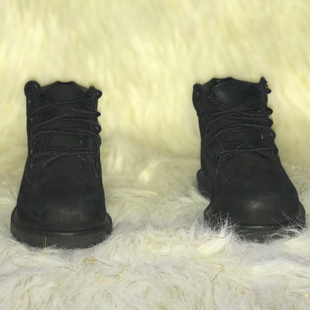 TIMBERLANDS - Picture 3 of 4